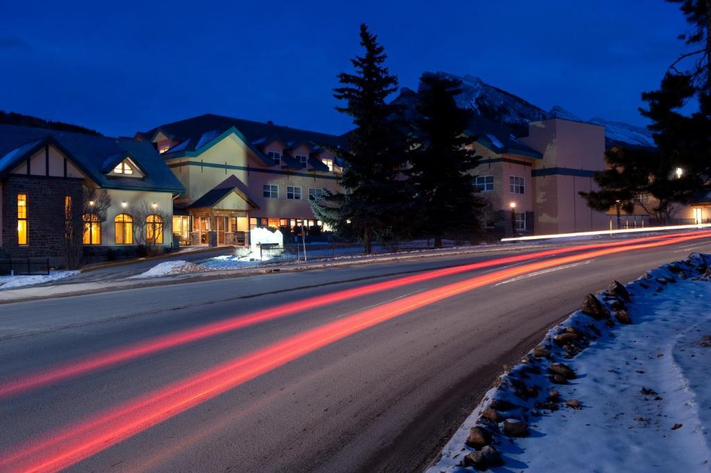 Ywca Banff Hotel Dış mekan fotoğraf
